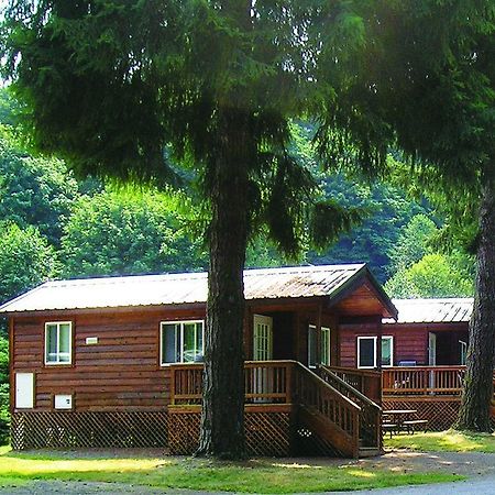 Thunderbird Rv & Camping Resort 먼로 외부 사진
