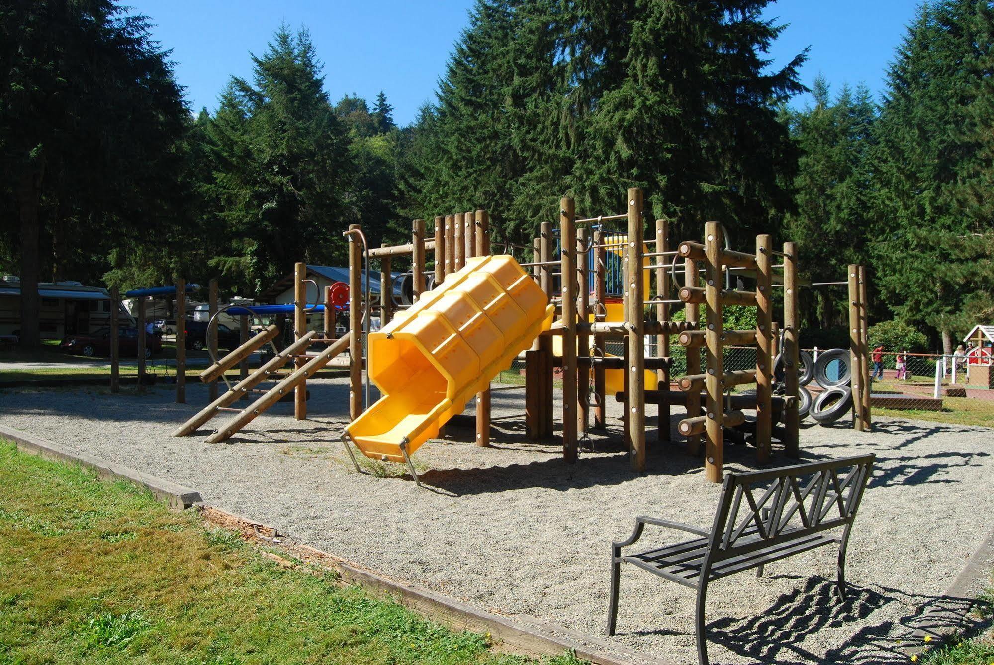 Thunderbird Rv & Camping Resort 먼로 외부 사진