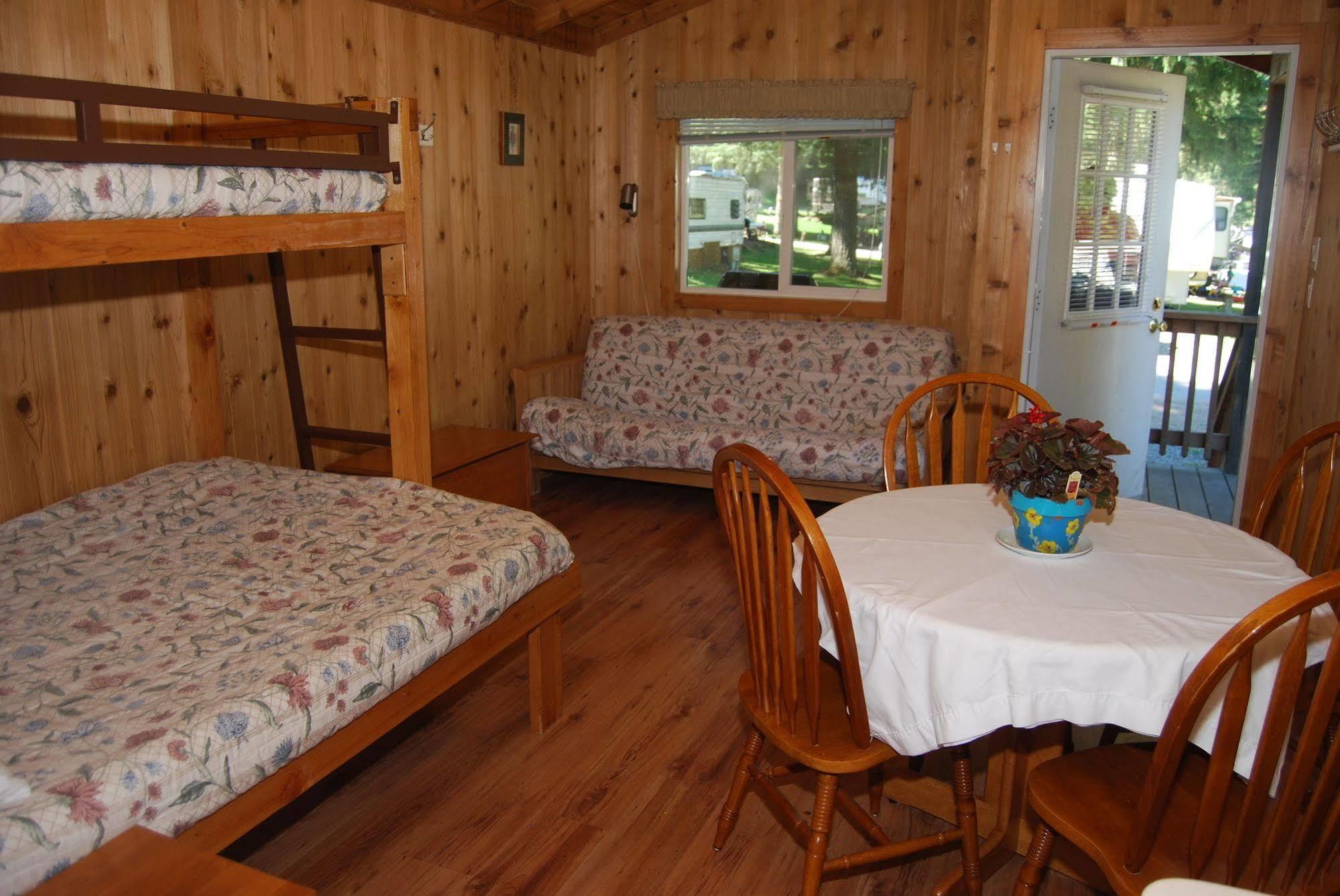 Thunderbird Rv & Camping Resort 먼로 외부 사진